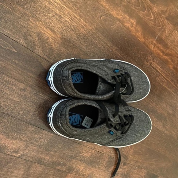 Two pairs Vans sneakers size 4.5 Youth black grey - Picture 3 of 8